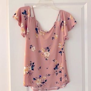 Kaileigh Valletta back detail top NWT!